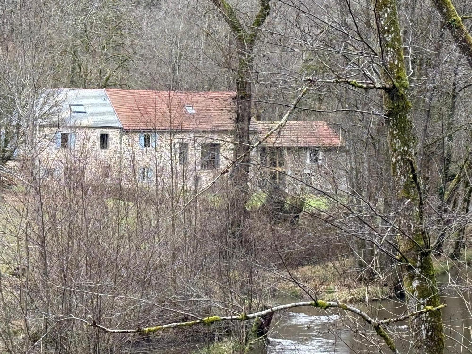 Gite De La Fontaine Saint-Andre-en-Morvan Bagian luar foto